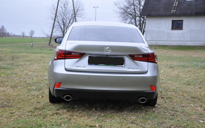 Lexus IS cena 76260 przebieg: 140000, rok produkcji 2015 z Mława małe 232